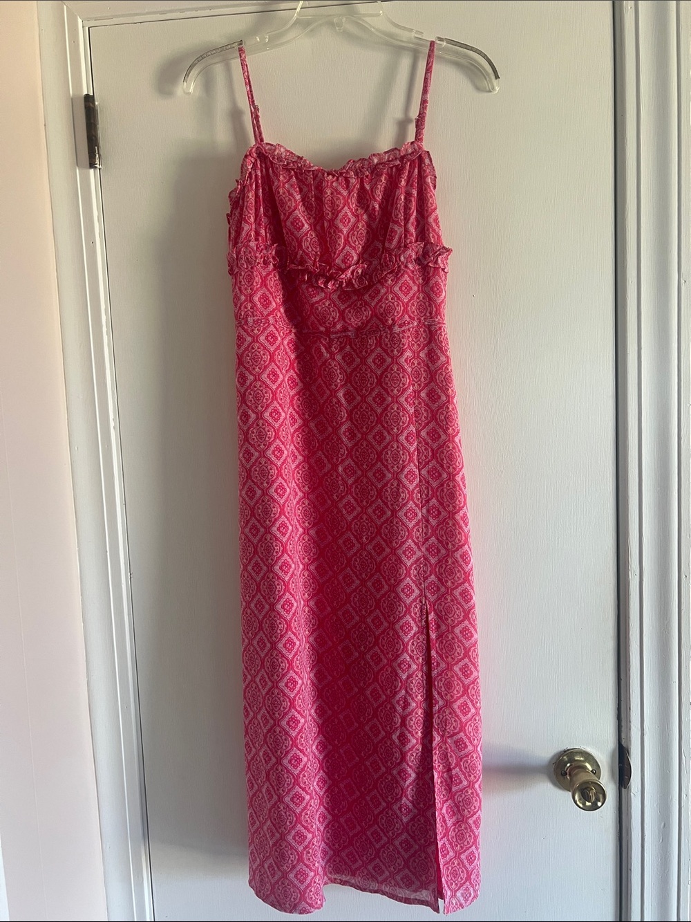 Vici Pink Printed Spaghetti-Strap dress
